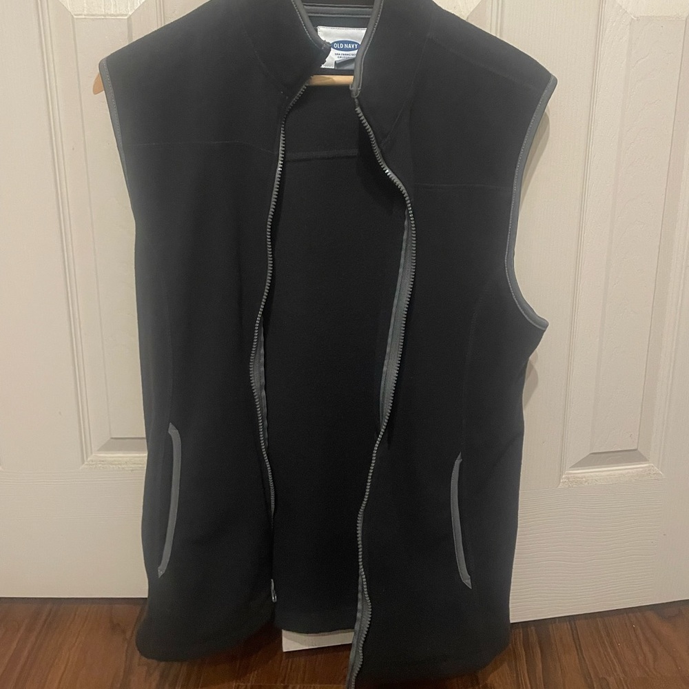 Old navy mens medium vest